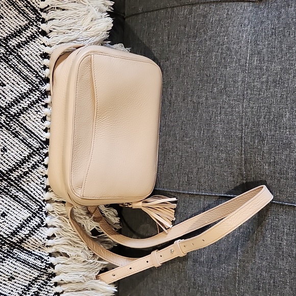 Cuyana Bags Cuyana Camera Crossbody With Tassel In Blush Poshmark
